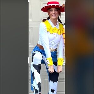 Toy Story - Jessie costume!  Excellent condition! Size M